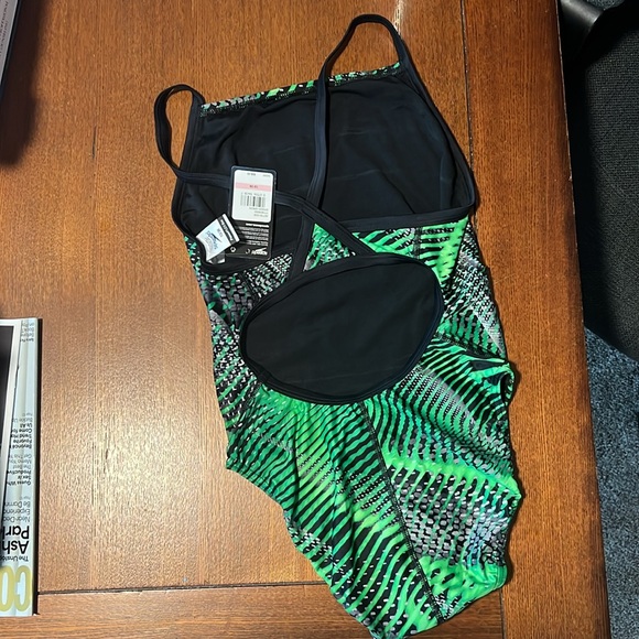 Speedo Coded Riff Flyback One Piece - Picture 4 of 5